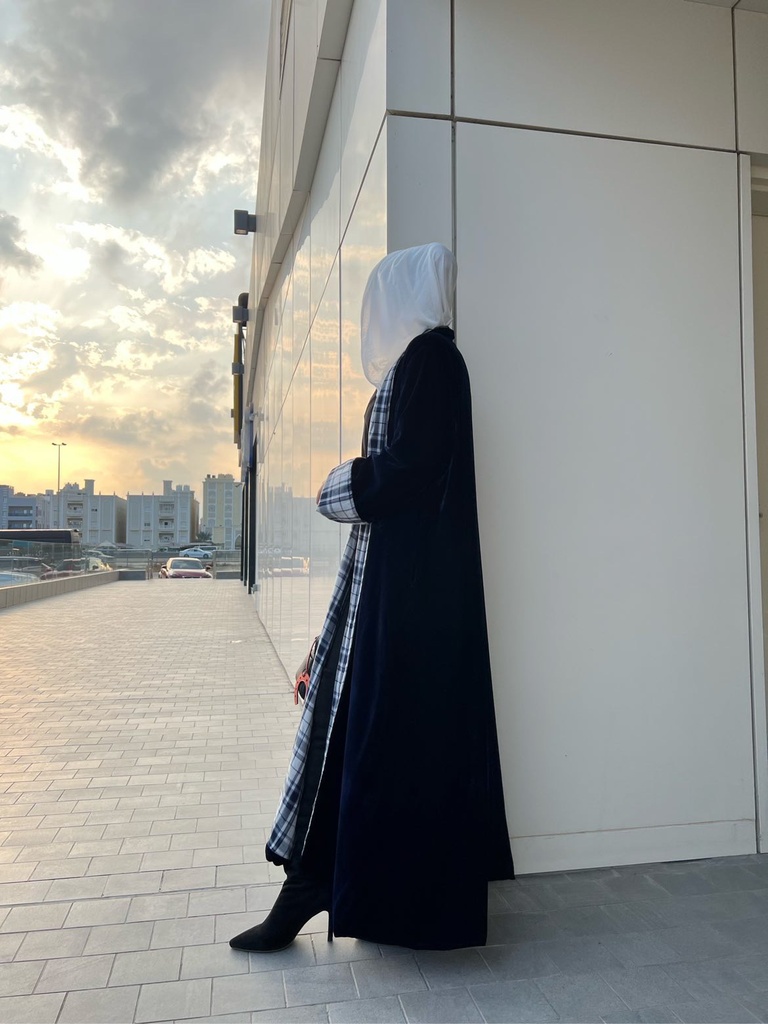 NAVY VELVET BISHT