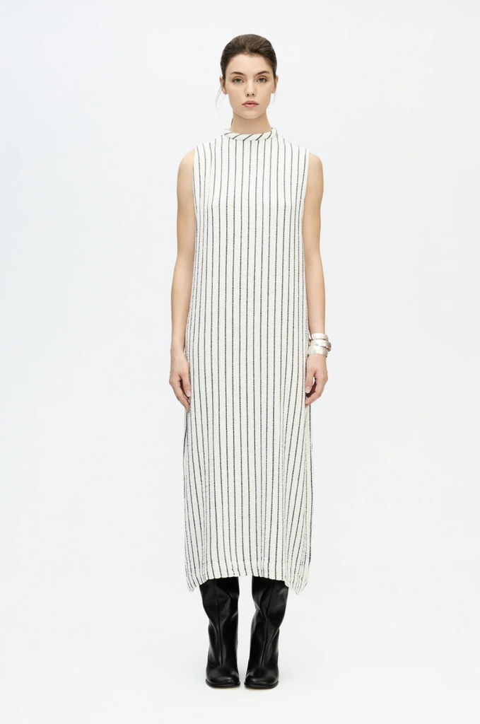 TU- STRIPED TEXTURED DRESS