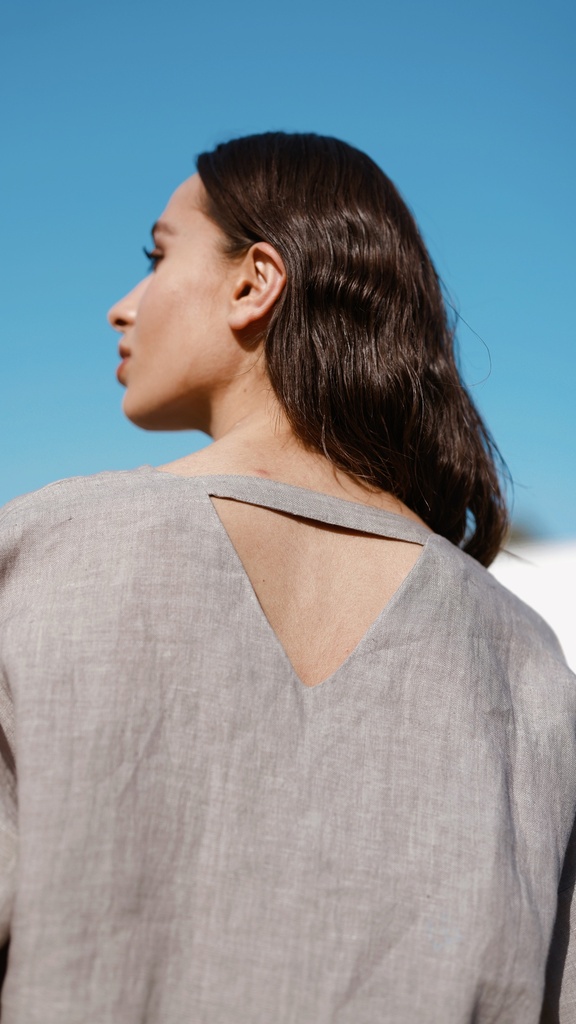 07-GREY LINEN BLOUSE & WRAP SKIRT