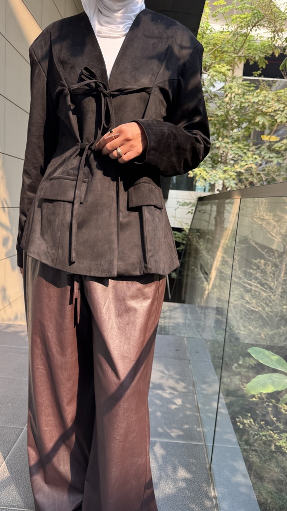 FW-23 TOP BLACK SUEDE