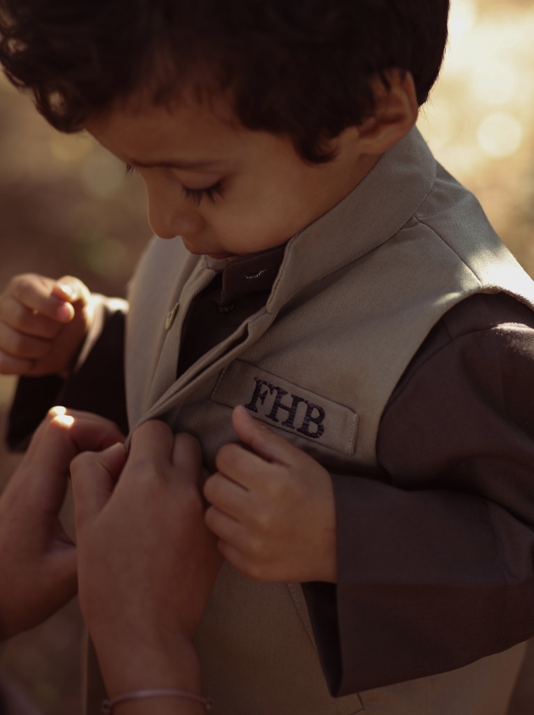 OU-R25-M5-BOY