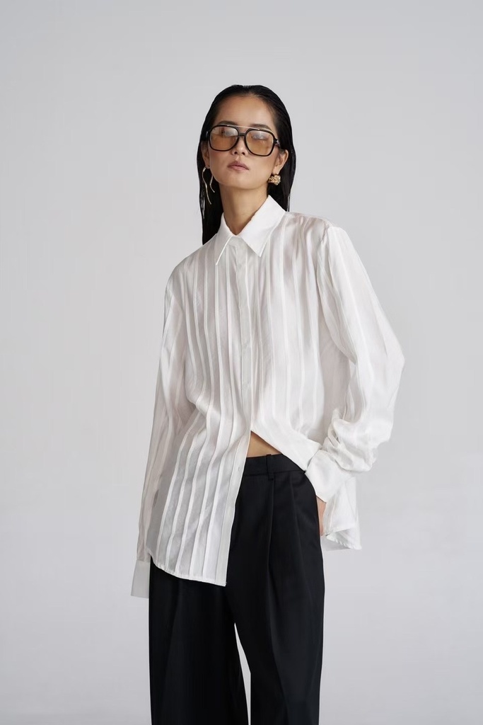 05-SLEEK PLEATS SHIRT (WHITE)