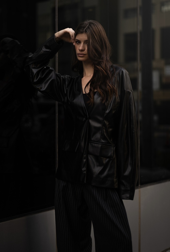 FW-29-BLACK LEATHER BLAZER (S)