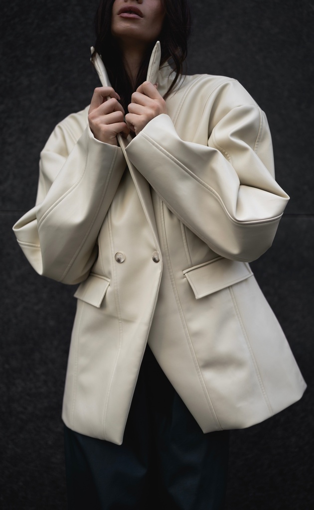 FW-37 CREAM LEATHER BLAZER (S)
