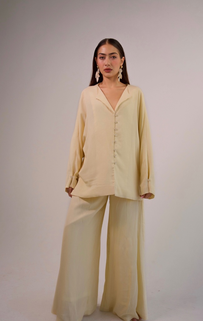 S26-17 BUTTONED SHIRT (S)