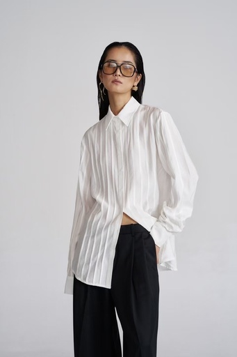 05-SLEEK PLEATS SHIRT