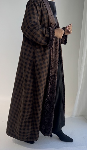 FW-08-BROWN CHEKHERED BISHT